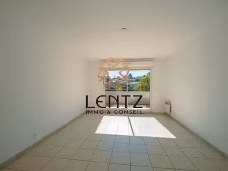 appartement t2 avec grande terrasse et garage – manosque