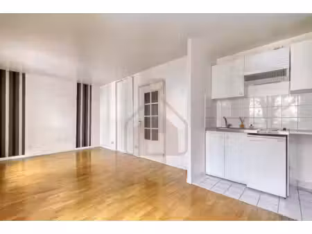 vendu - studio 28 92 m² - rue yves kermen - boulogne-billancour