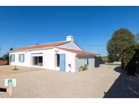 à vendre maison 112 m2 à bourneau 3 chambres 3 garages