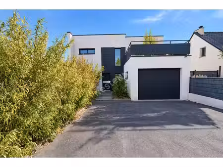 a vendre maison melesse 7 pièces  210m² habitables  5 chambres dont une suite parentale au