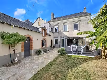 maison meslay du maine 7 pièce(s) 171 m2