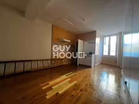 location appartement 2 pièces 32 m² à crest (26400)