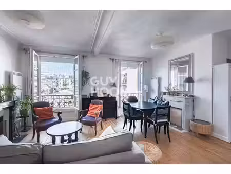 appartement paris 3 pièces 60 m2