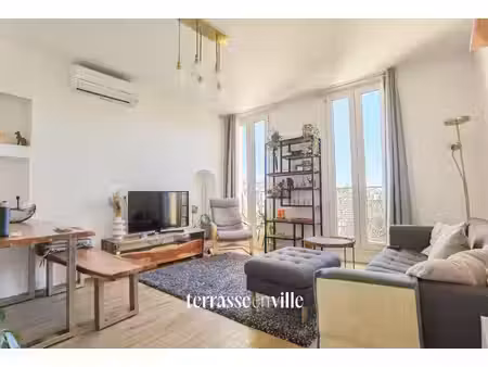 le camas - t4 de 92m2 - balcon - 1800 eur