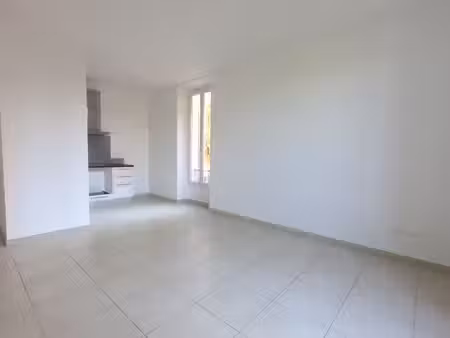 appartement gardanne - 4 pièce(s) -76 m2