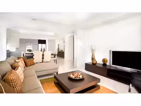 **opportunité à saisir 5 pièces avec grand balcon idéalement situé**