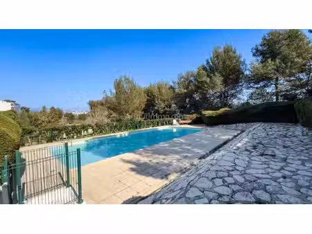 exclusivité – villeneuve-loubet – 2 pièces – vue mer – loggia 10 m² – parking