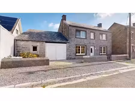 charmante maison 3 chambres avec grand jardin