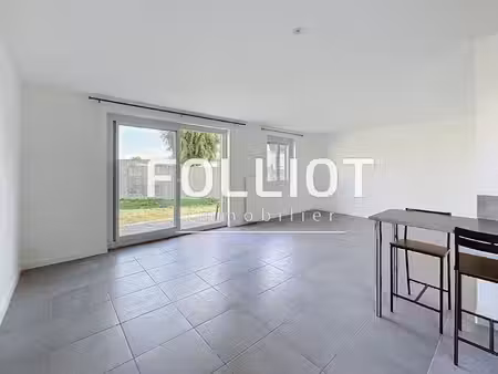 a louer : maison t3 à saint sauveur des landes - réf.575cv