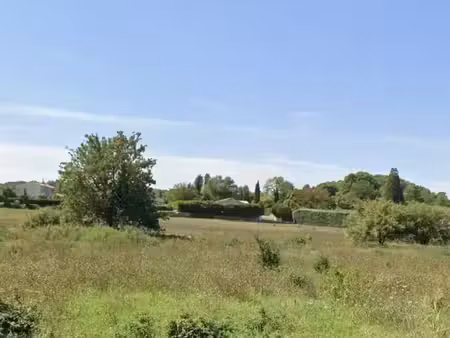 terrain plat– 3990 m² – 187 000 €
