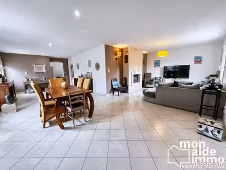 maison 5 pièces 150 m²