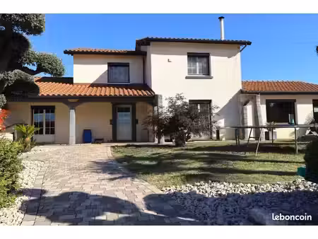 maison 7 pièces 184 m²