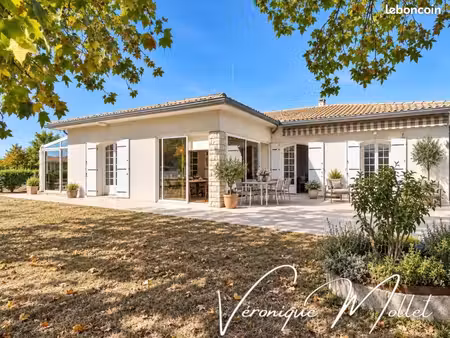 villa 5 pièces 130 m²