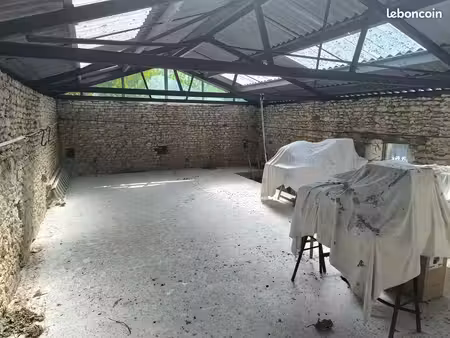 vends bâtiment ancien