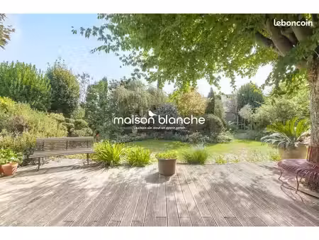 villa 6 pièces 206 m²