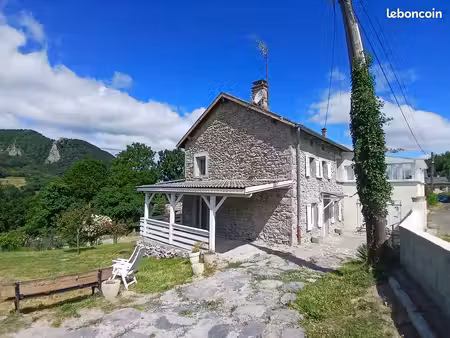 maison 5 pièces 155 m²