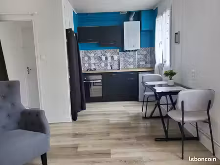 appartement t2 meublé - aurillac 490 cc
