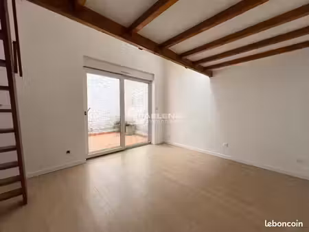 studio 1 pièce 25 m²