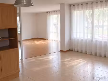 appartement 5 pièces 105 m² indépendant
