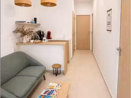 location bureau 18 m² – saint-raphaël – quartier epsilon