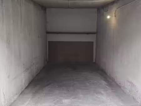 parking/box 14 m² strasbourg