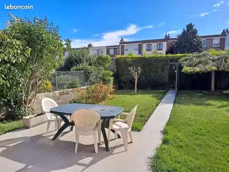 maison 5 pièces 93 m²