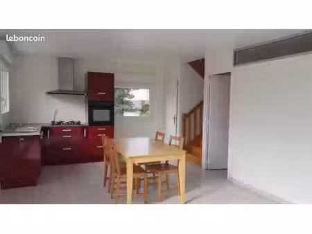 loue maison mitoyenne à tilloy-les-conty 15 km au sud d'amiens