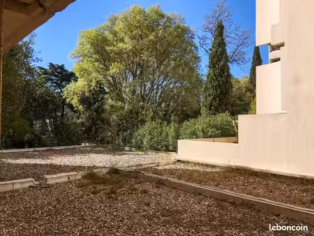 studio 1 pièce 23 m²