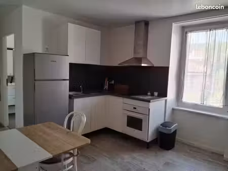 location f2 meublée