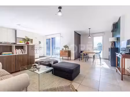 agence immobiliere laforet - 'agave' - appartement t3 traversant de 78 80 m² - balcons - g