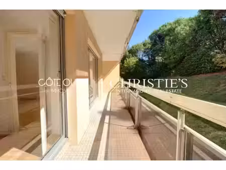 appartement de luxe à vendre dans le quartier saint charles-golf
