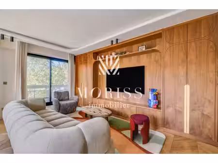 appartement de luxe à vendre dans le quartier ile de la jatte-parc d'orléans