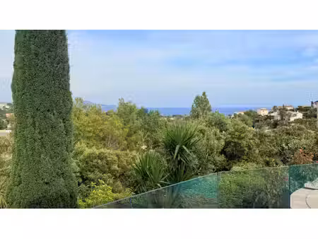 villa de luxe à vendre à les issambres