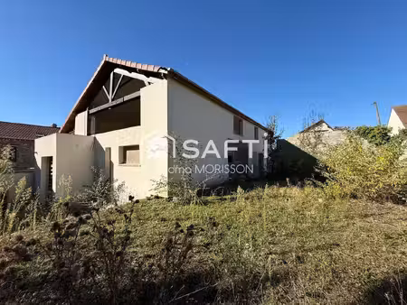 maison en cours de construction – 228 m² habitables – terrain de 875 m²