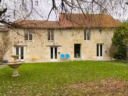 longère en pierre de caractère