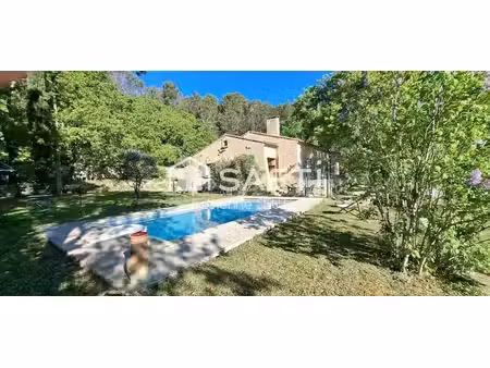 maison 127 m2 plain pied  terrain 4220 m2  piscine