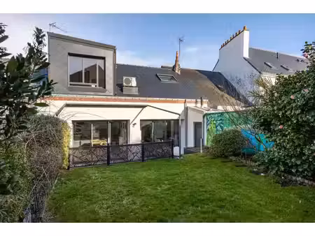 maison de luxe à vendre dans le quartier zola