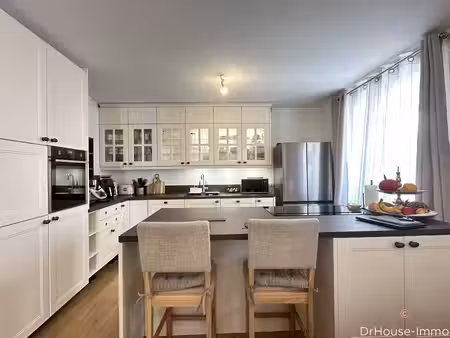 cluses - la sardagne - t4 101 m² - garage - parking - espace indépendant
