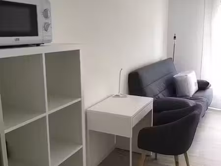appartement t1 nantes champ de mars - 18.38 m2 474 euros
