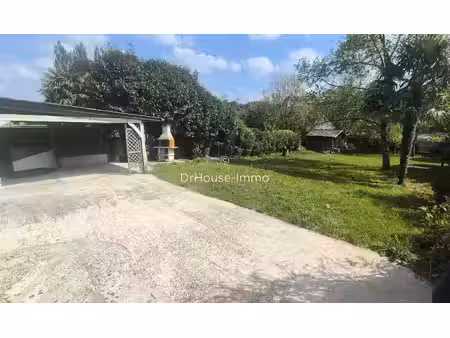 charmante maison atypique de 5 pièces avec jardin  située à le mesnil-amey  un oasis de tr