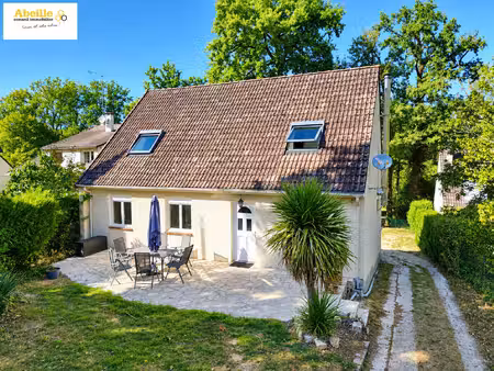 maison 5 chambres  140m2  sous-sol total.