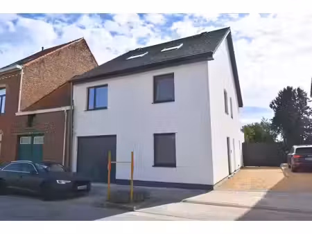 maison de maître à louer à topstraat 67 sint-pieters-leeuw (rbx00301)