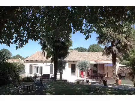 vouillé  maison de plain-pied  5 pièces  116 m² habitables