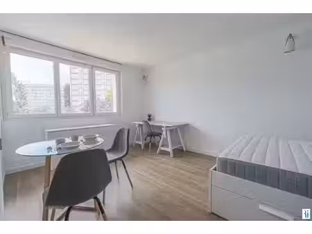 location appartement 1 pièce 25 m² à bihorel (76420)