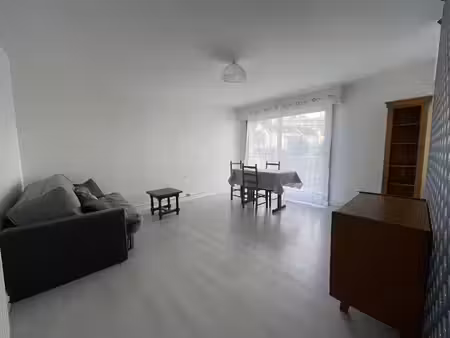 location appartement 1 pièce 32 m² à quimper (29000)