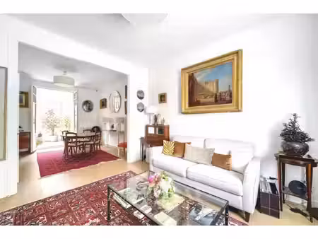 maison de luxe à vendre dans le quartier notre dame