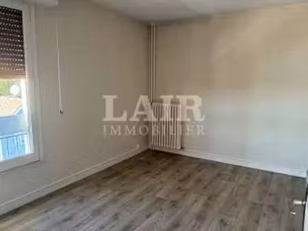 location appartement 3 pièces à alençon (61000) : à louer 3 pièces / 76m² alençon