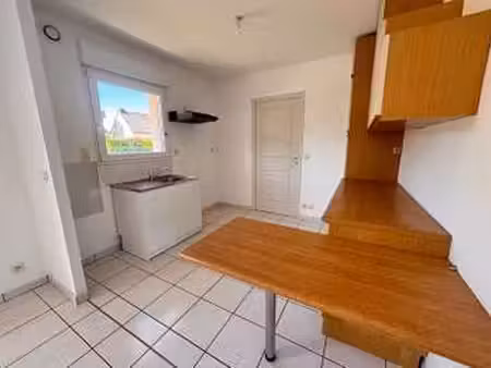 location maison à caulnes (22350) : à louer / 84m² caulnes