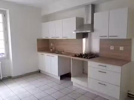 location maison à saint-melaine-sur-aubance (49610) : à louer / 135m² saint-melaine-sur-au