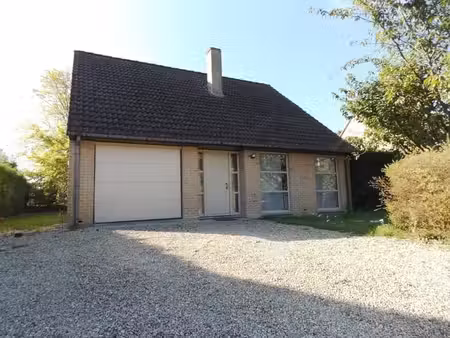 villa 4ch. + bur avec jardin  parking & garage